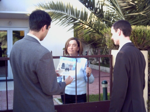 Il mondo oscuro dei Testimoni di Geova, �setta che plagia le coscienze�